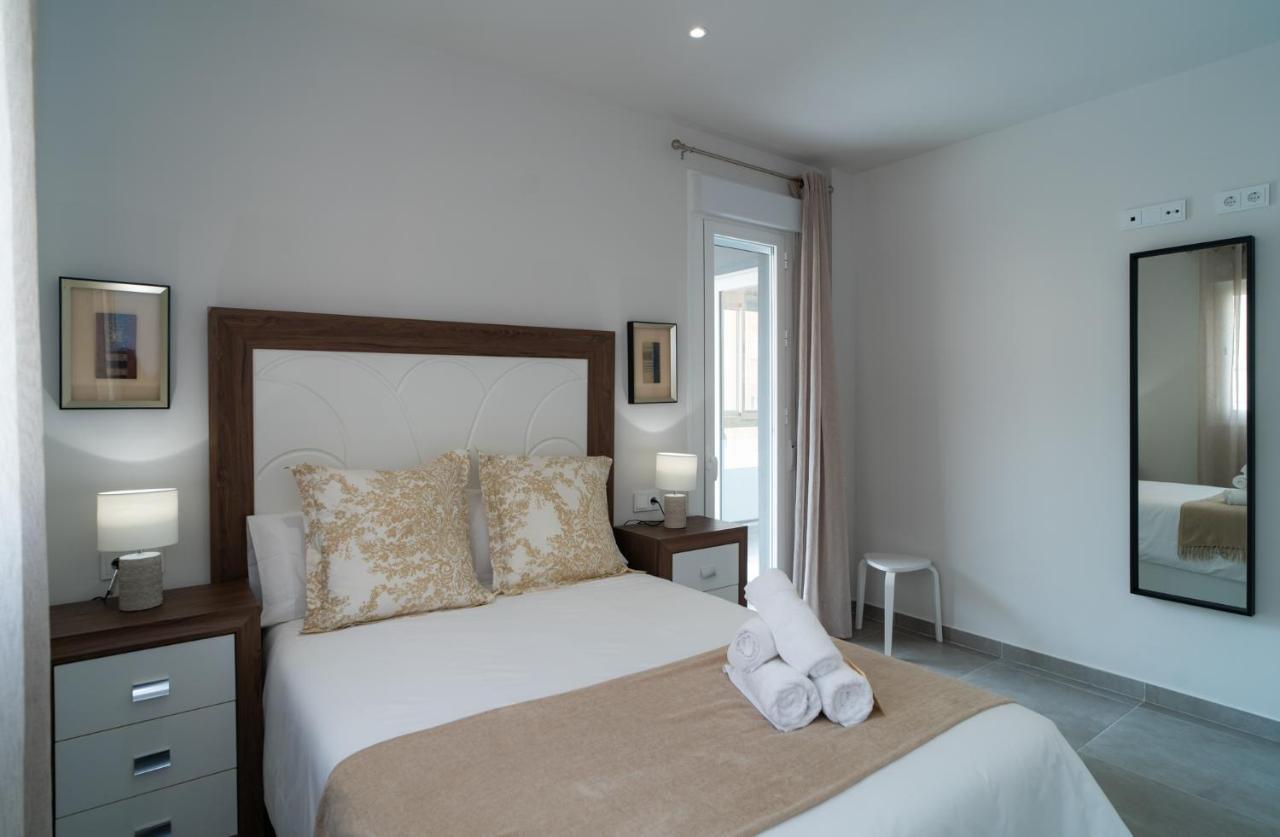 Aac Malaga - Apartamento Con Terraza, Muy Amplio, Totalmente Equipado, Cerca Del Centro Y Nuevo! Dış mekan fotoğraf