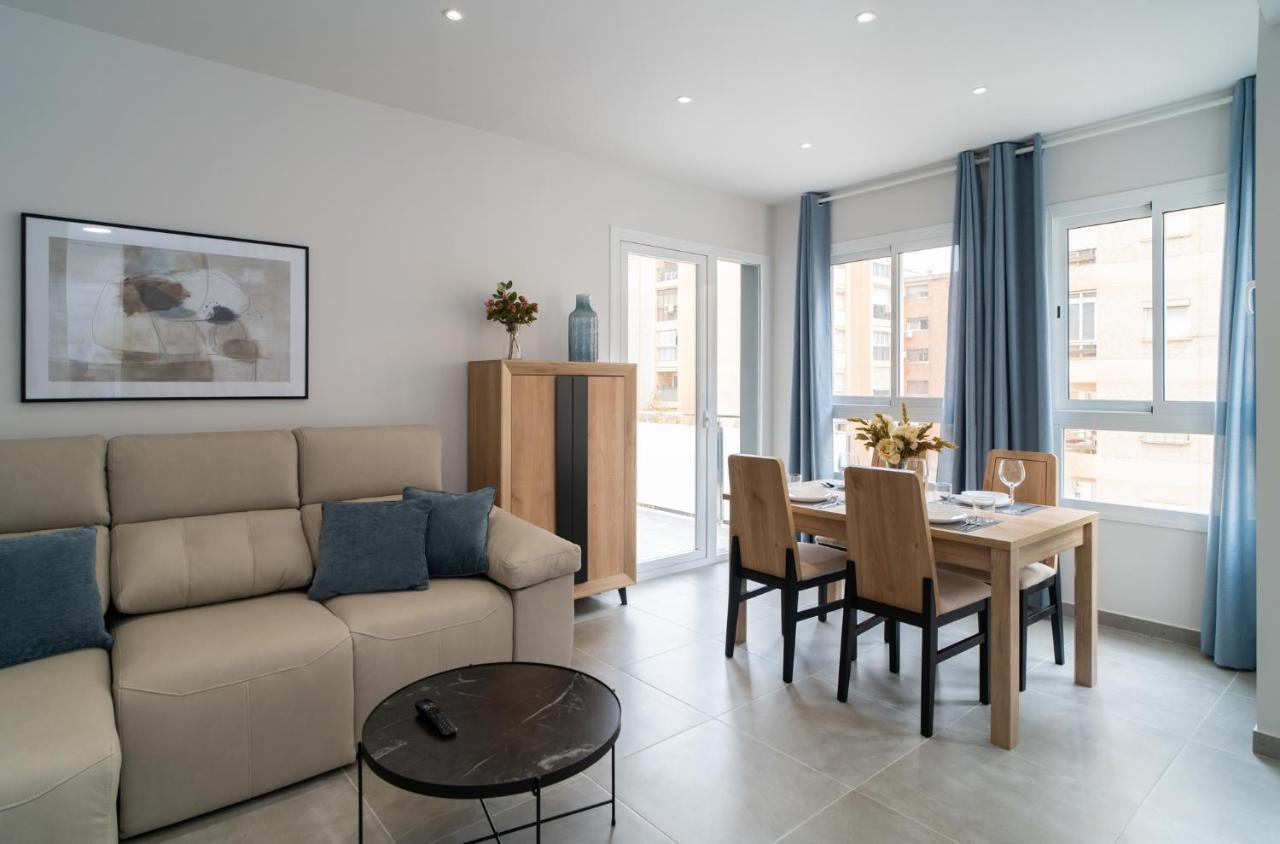 Aac Malaga - Apartamento Con Terraza, Muy Amplio, Totalmente Equipado, Cerca Del Centro Y Nuevo! Dış mekan fotoğraf
