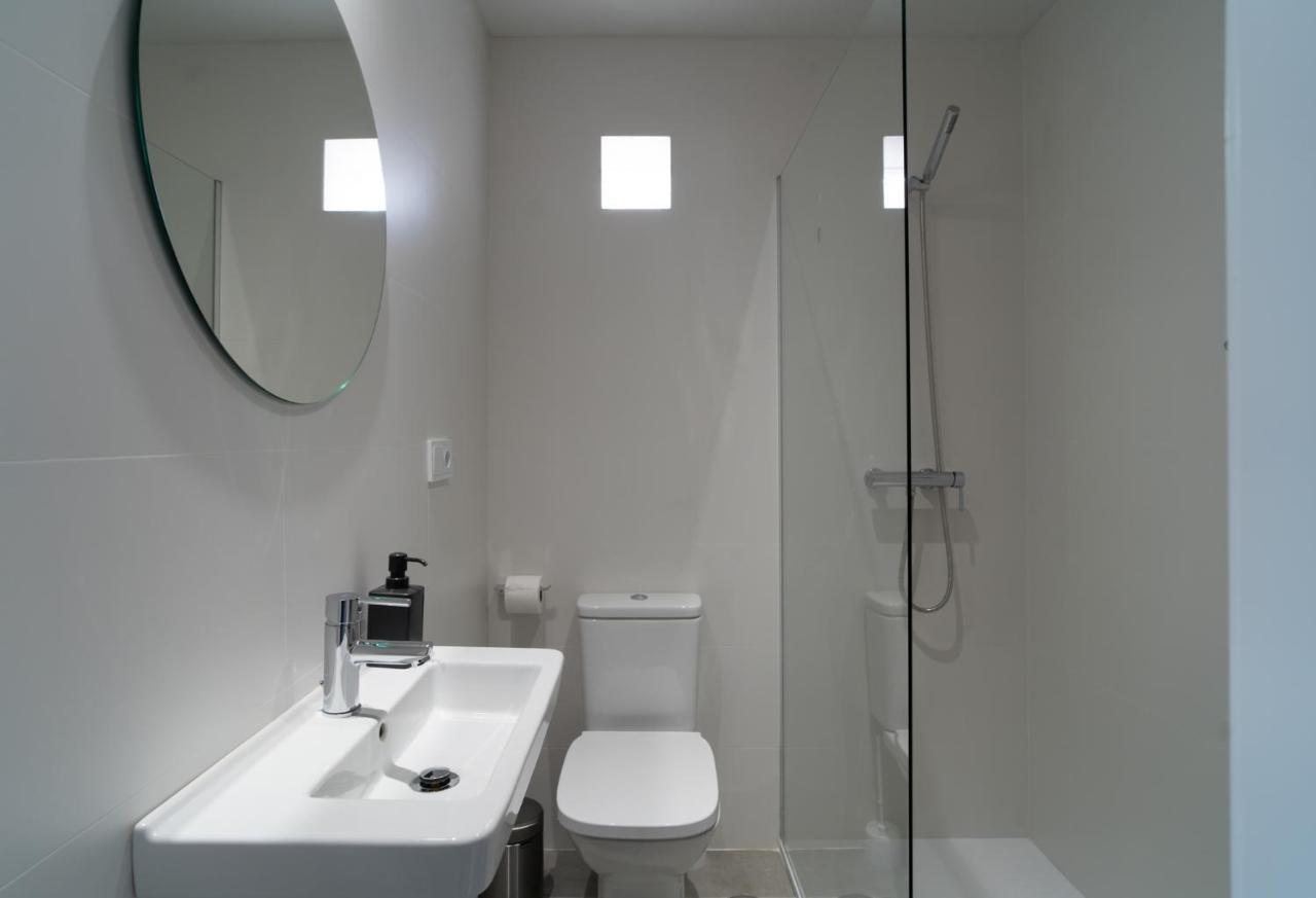 Aac Malaga - Apartamento Con Terraza, Muy Amplio, Totalmente Equipado, Cerca Del Centro Y Nuevo! Dış mekan fotoğraf