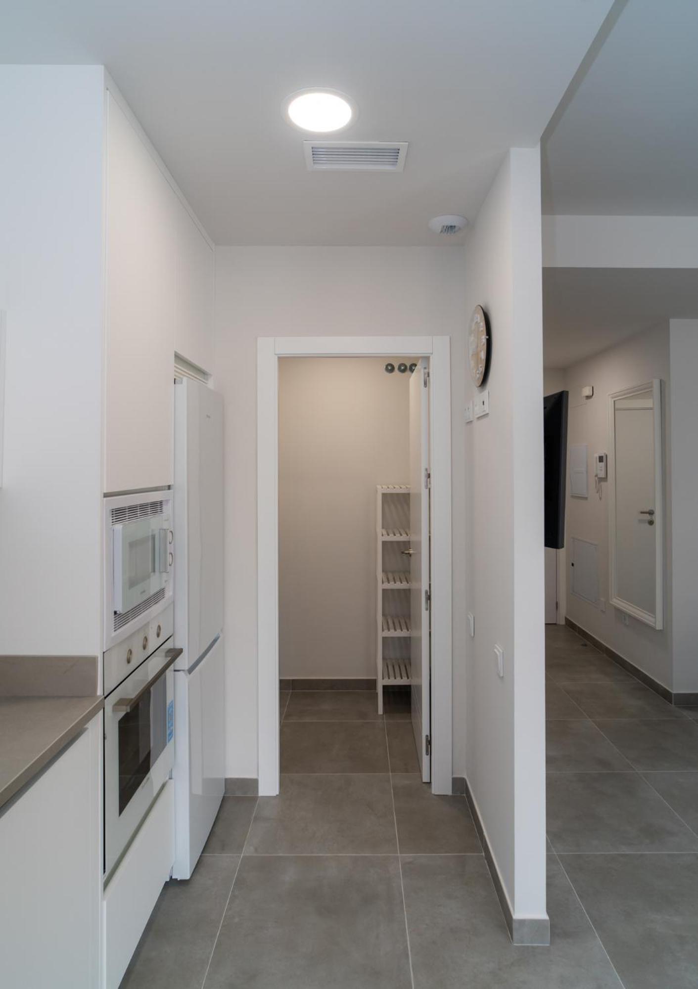 Aac Malaga - Apartamento Con Terraza, Muy Amplio, Totalmente Equipado, Cerca Del Centro Y Nuevo! Oda fotoğraf