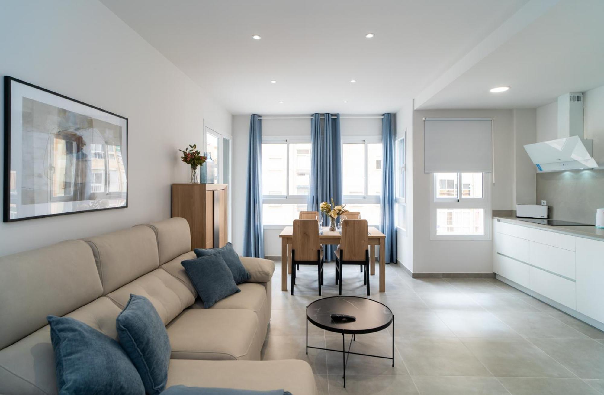 Aac Malaga - Apartamento Con Terraza, Muy Amplio, Totalmente Equipado, Cerca Del Centro Y Nuevo! Oda fotoğraf