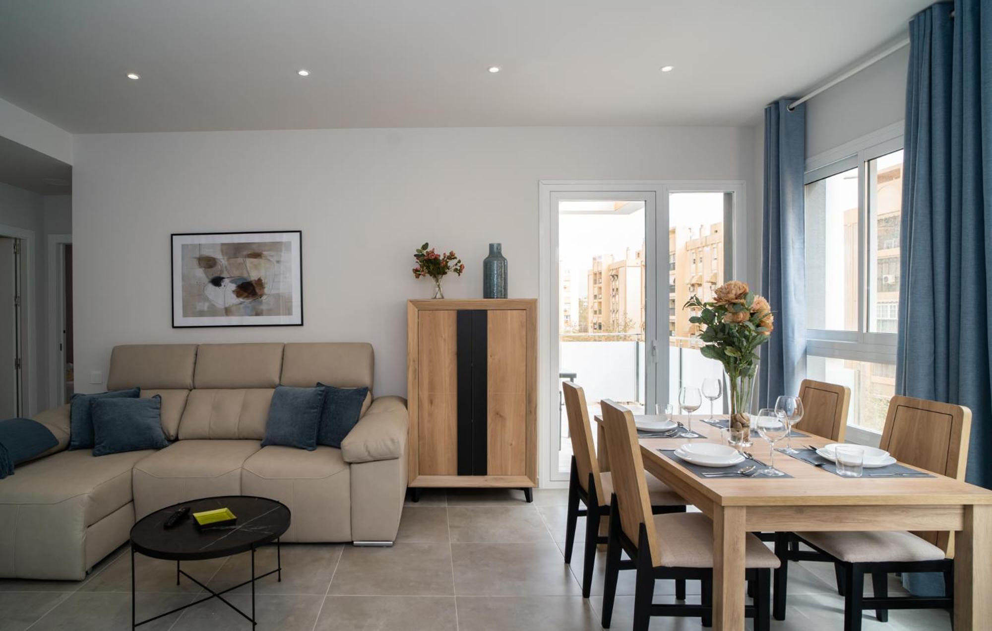 Aac Malaga - Apartamento Con Terraza, Muy Amplio, Totalmente Equipado, Cerca Del Centro Y Nuevo! Oda fotoğraf